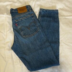 Levi’s Wedgie Jeans